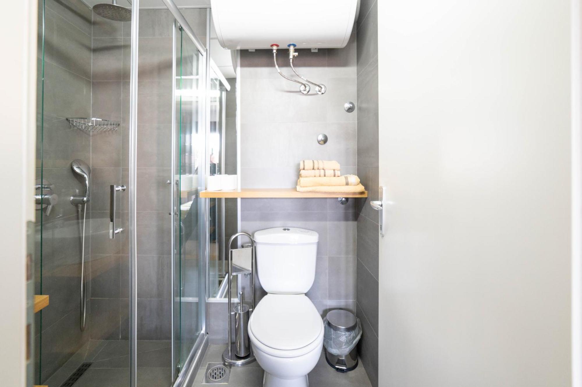 White Center Ohrid,lakeside 3*