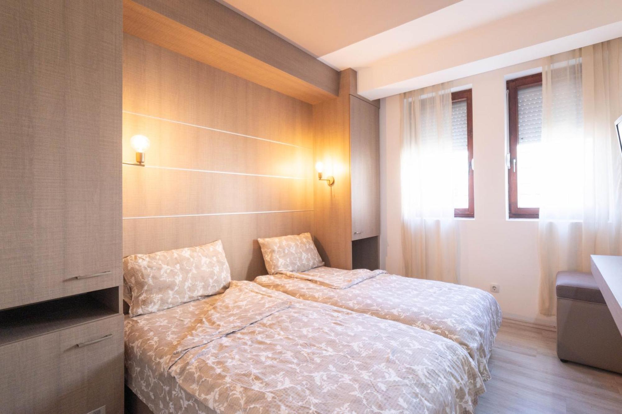 White Center Ohrid,lakeside Pensjonat 3*